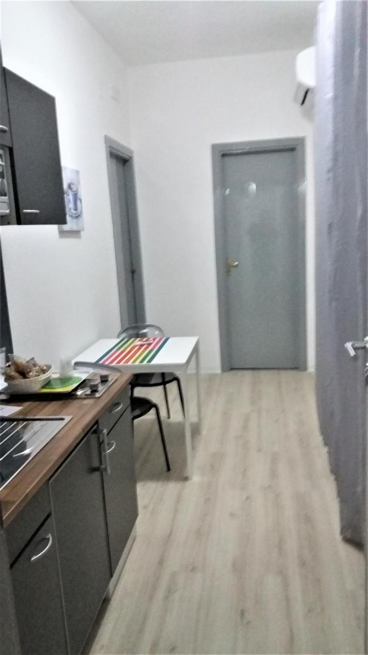 B&B Piazza Duomo Cerignola Bagian luar foto