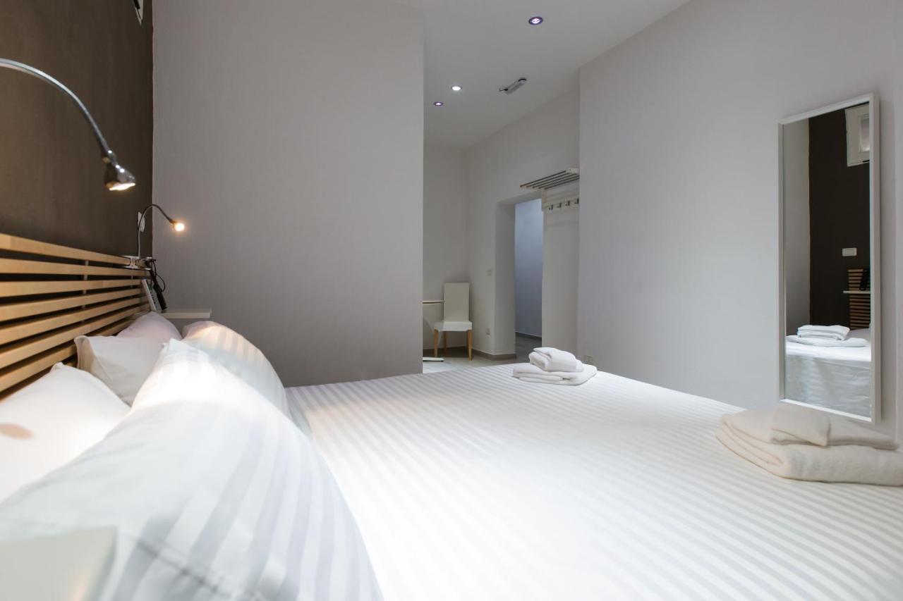 B&B Piazza Duomo Cerignola Bagian luar foto